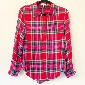 Crown & Ivy plaid adjustable sleeve lightweight button down blouse